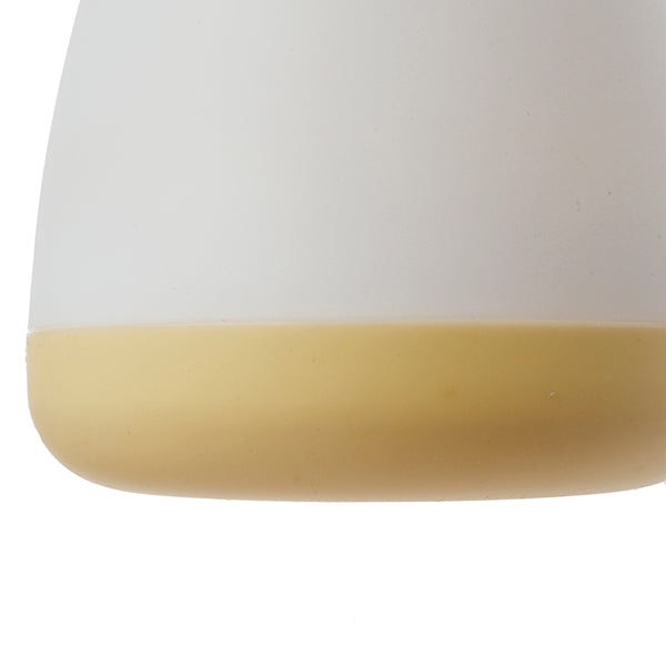 Lamp met okerkamer
