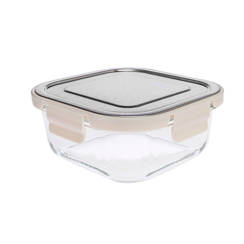 Voedselcontainer met een hertitische sluiting