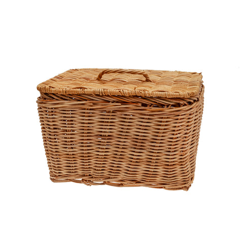 Cesta de ratán con tapa